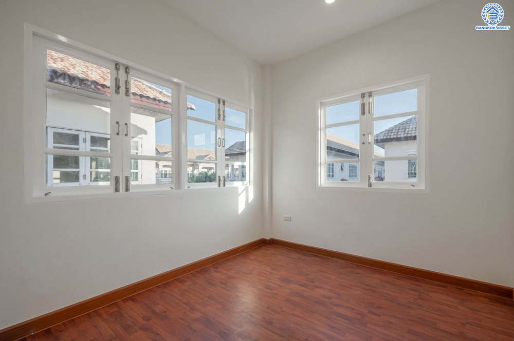 บ้านมือสองตกแต่งใหม่ โครงการ ดรีมเพลส สวนผัก ทาวน์เฮ้าส์หลังมุมพื้นที่กว้าง 28.5 ตร.ว. ฟังก์ชัน 3 ห้องนอน 2 ห้องน้ำ สิ่งอำนวยความสะดวกครบครัน พร้อมตอบโจทย์ทุกการเข้าอยู่ บนทำเลที่เชื่อมต่อหลายเส้นทาง ถนนราชพฤกษ์, พระราม5 และบรมราชชนนี ใกล้ทางด่วน "ศรีรัช"